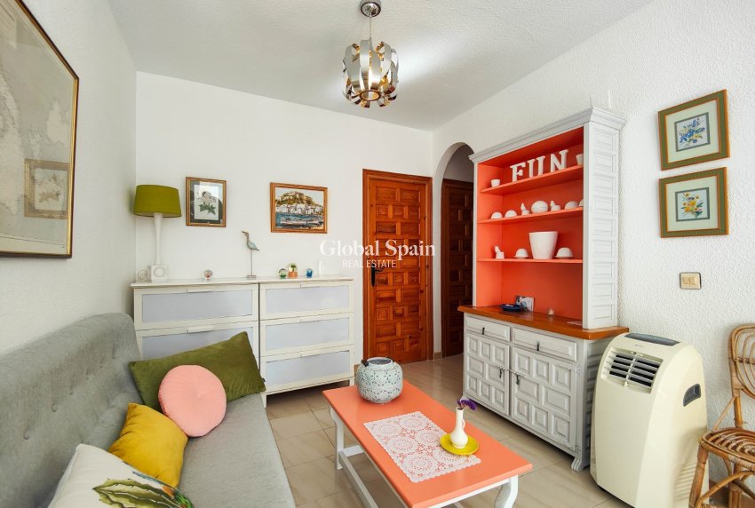 Wiederverkauf - WOHNUNG -
TORREVIEJA - Costa Blanca