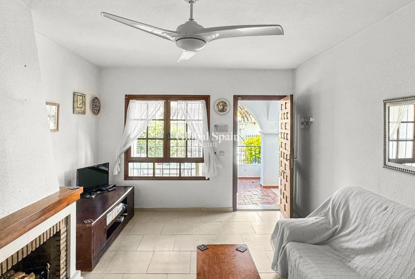 Wiederverkauf - WOHNUNG -
TORREVIEJA - Costa Blanca