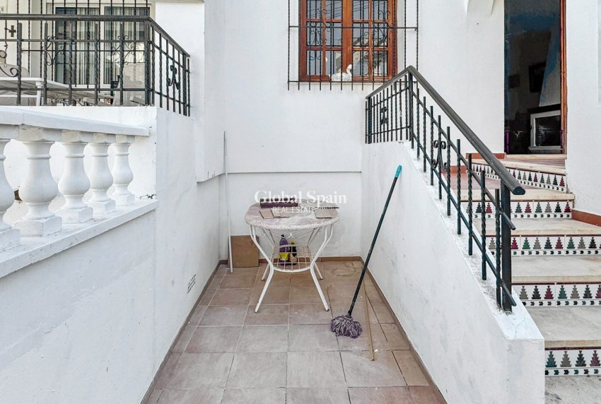 Wiederverkauf - WOHNUNG -
TORREVIEJA - Costa Blanca