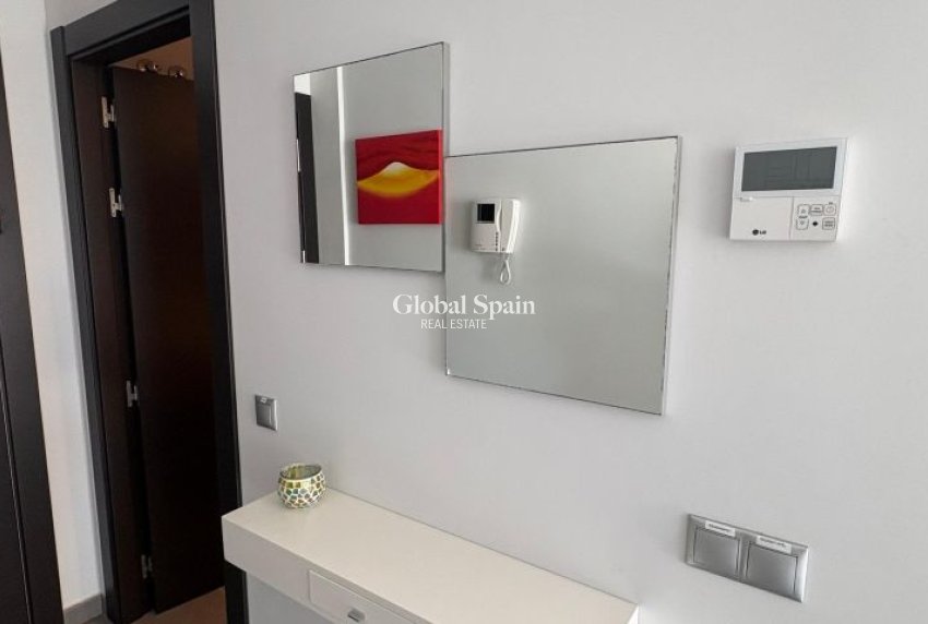 Wiederverkauf - WOHNUNG -
TORREVIEJA - Costa Blanca