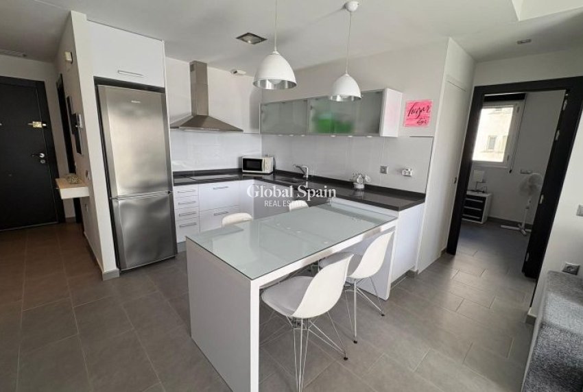 Wiederverkauf - WOHNUNG -
TORREVIEJA - Costa Blanca