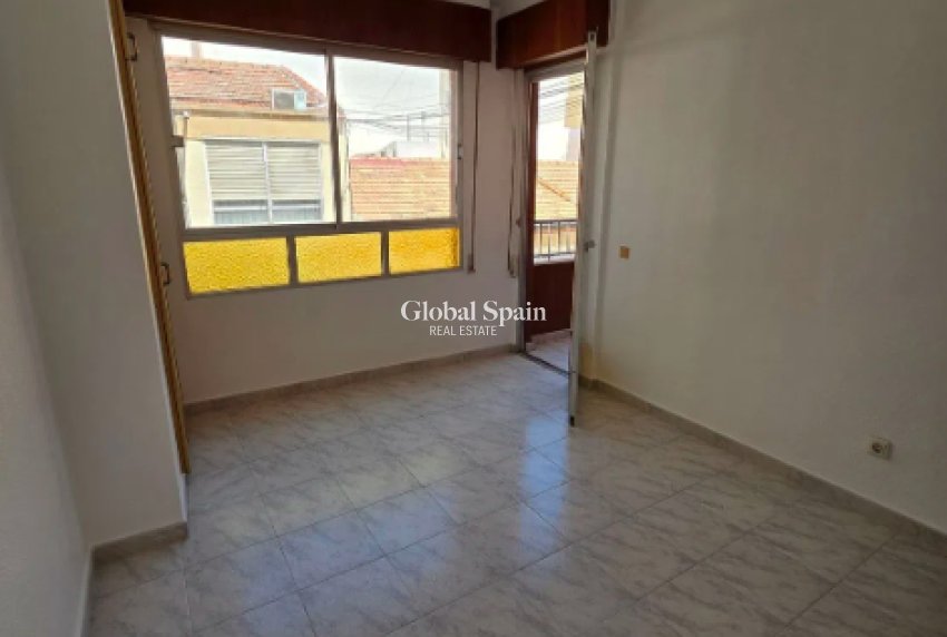 Wiederverkauf - WOHNUNG -
TORREVIEJA - Costa Blanca