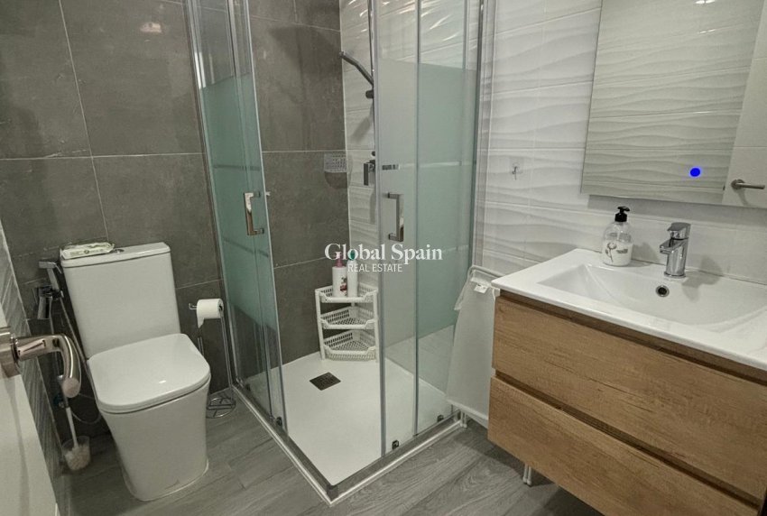 Wiederverkauf - WOHNUNG -
TORREVIEJA - Costa Blanca