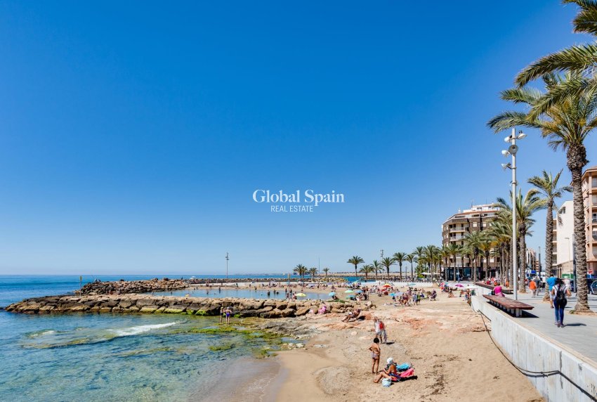 Wiederverkauf - WOHNUNG -
TORREVIEJA - Costa Blanca