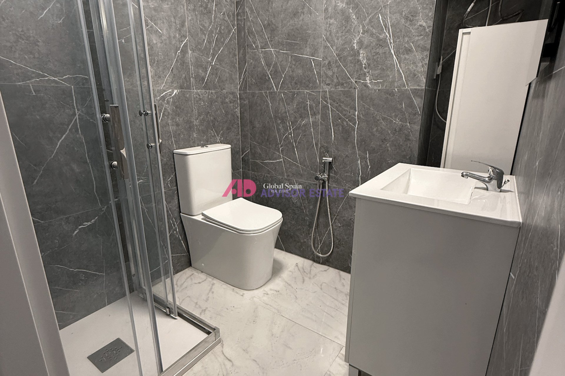 Wiederverkauf - WOHNUNG -
TORREVIEJA - Costa Blanca