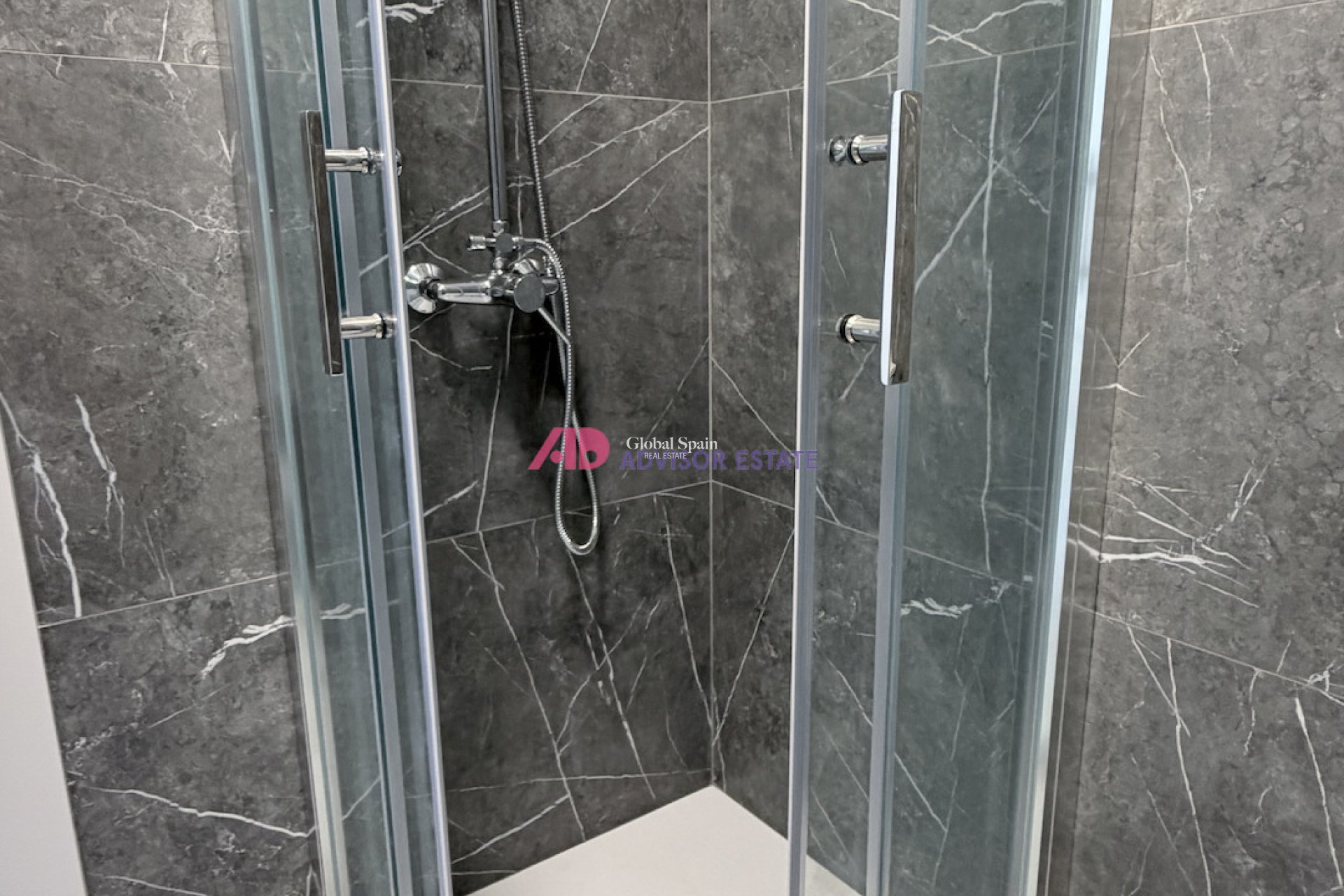 Wiederverkauf - WOHNUNG -
TORREVIEJA - Costa Blanca