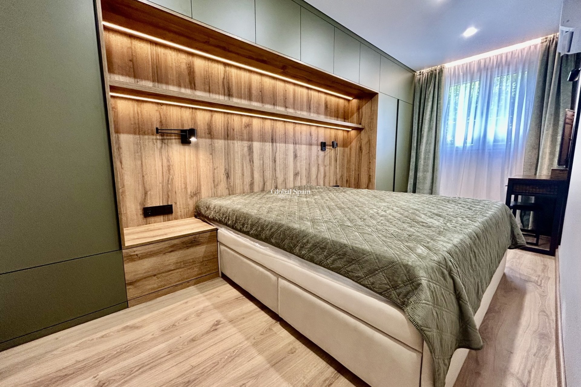 Wiederverkauf - WOHNUNG -
TORREVIEJA - Costa Blanca