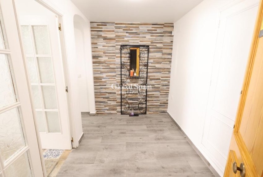 Wiederverkauf - WOHNUNG -
TORREVIEJA - Costa Blanca