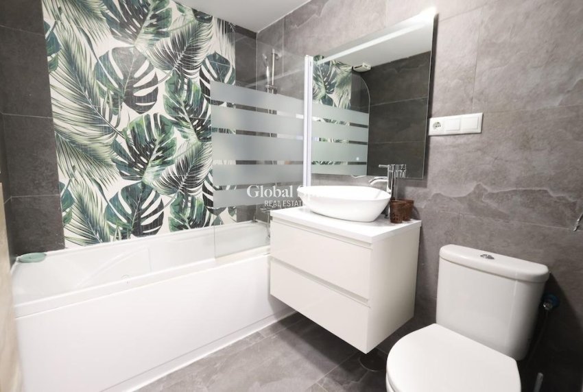 Wiederverkauf - WOHNUNG -
TORREVIEJA - Costa Blanca