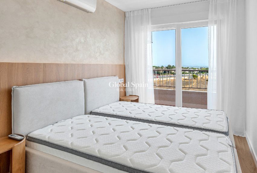Wiederverkauf - WOHNUNG -
TORREVIEJA - Costa Blanca