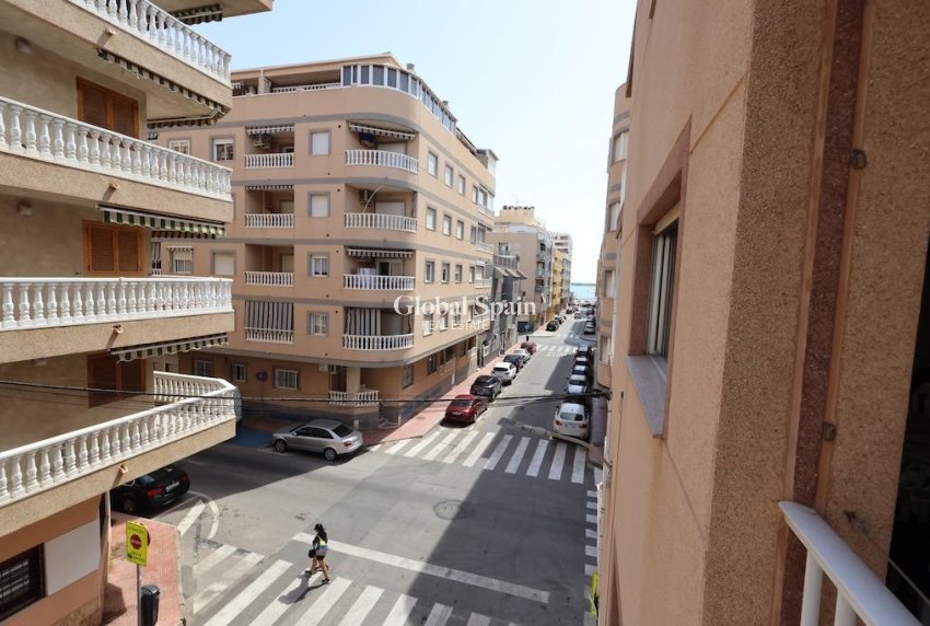 Wiederverkauf - WOHNUNG -
TORREVIEJA - Costa Blanca