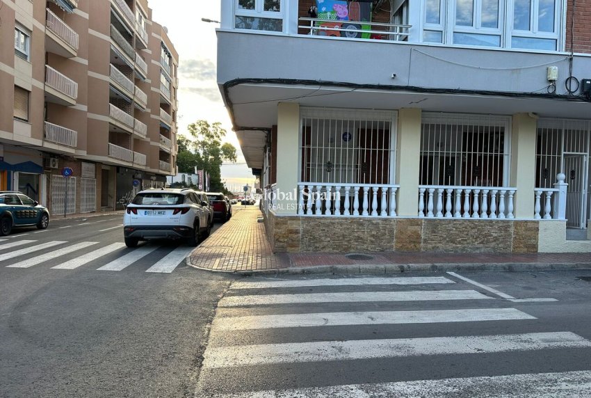 Wiederverkauf - WOHNUNG -
TORREVIEJA - Costa Blanca