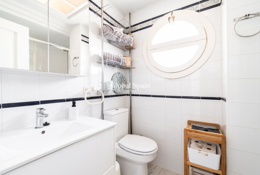 Wiederverkauf - WOHNUNG -
TORREVIEJA - Costa Blanca