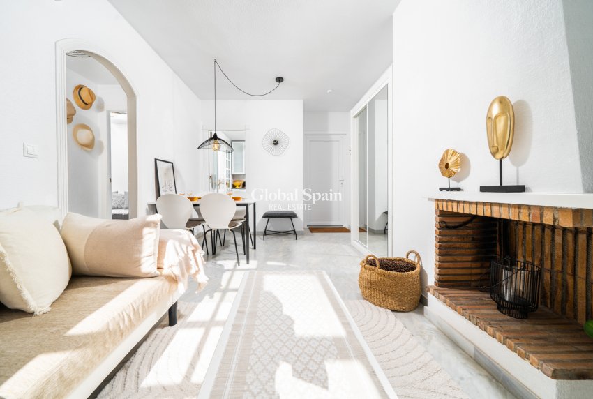 Wiederverkauf - WOHNUNG -
TORREVIEJA - Costa Blanca