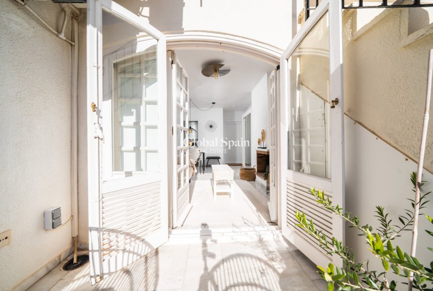 Wiederverkauf - WOHNUNG -
TORREVIEJA - Costa Blanca