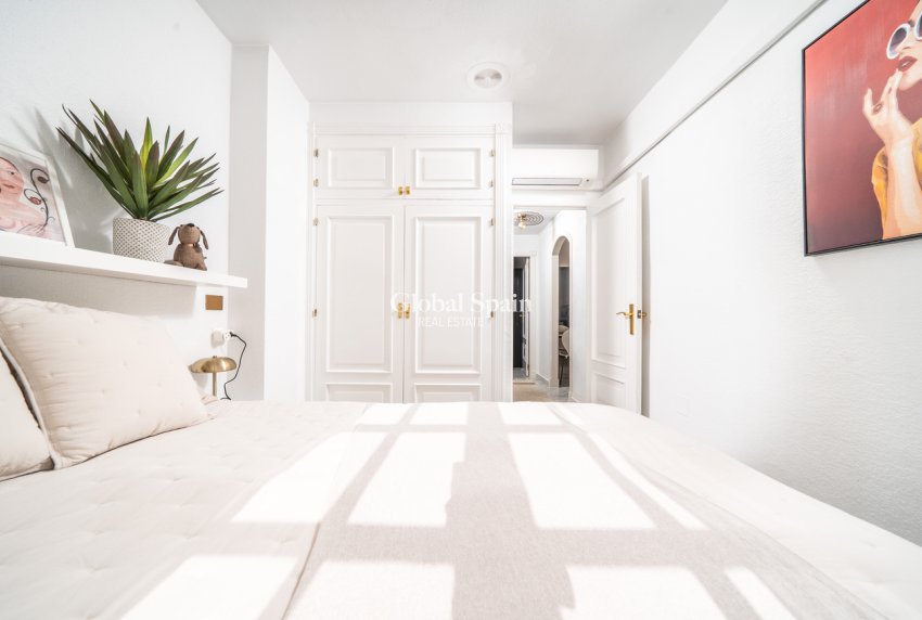 Wiederverkauf - WOHNUNG -
TORREVIEJA - Costa Blanca