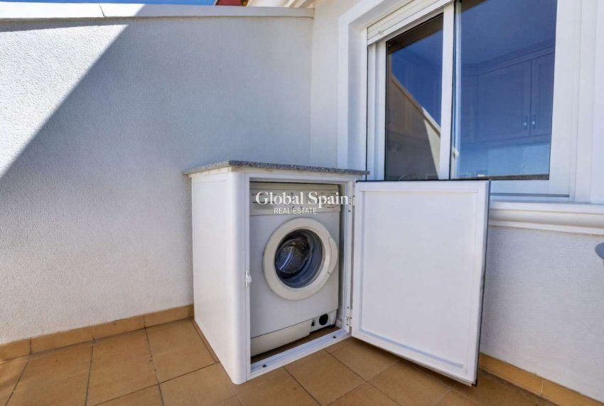 Wiederverkauf - WOHNUNG -
TORREVIEJA - Costa Blanca