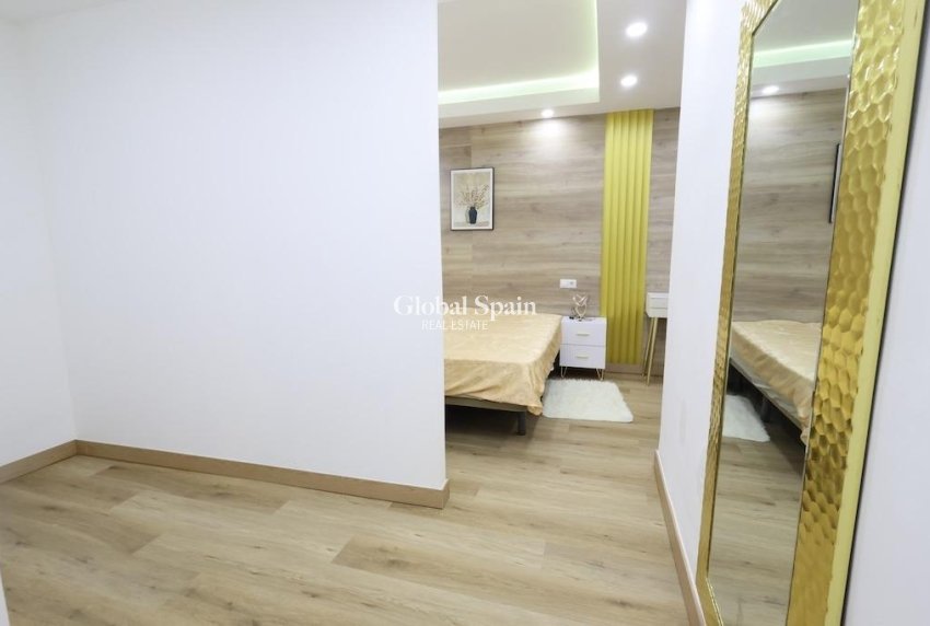 Wiederverkauf - WOHNUNG -
TORREVIEJA - Costa Blanca