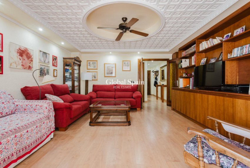 Wiederverkauf - WOHNUNG -
TORREVIEJA - Costa Blanca