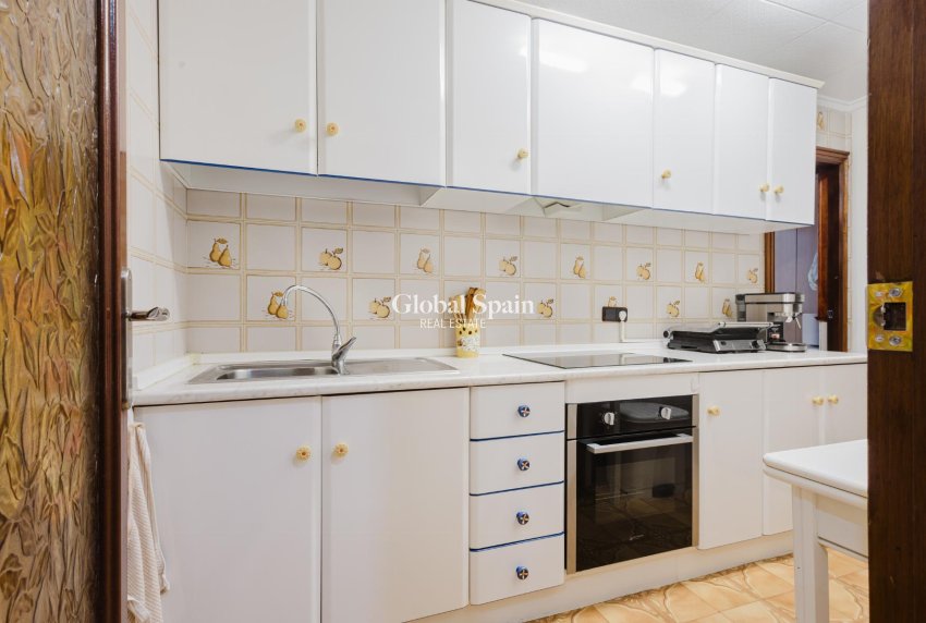 Wiederverkauf - WOHNUNG -
TORREVIEJA - Costa Blanca