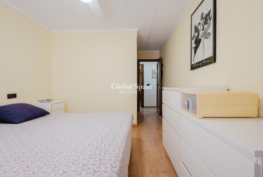 Wiederverkauf - WOHNUNG -
TORREVIEJA - Costa Blanca
