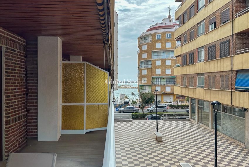 Wiederverkauf - WOHNUNG -
TORREVIEJA - Costa Blanca
