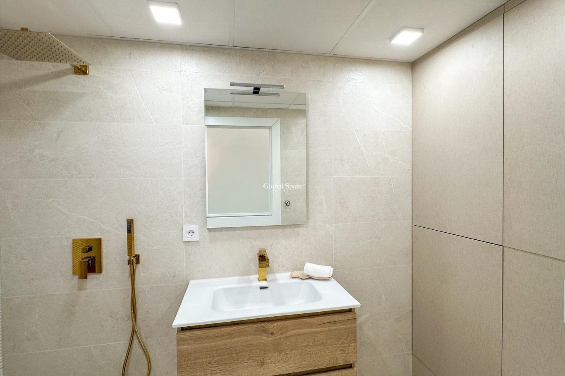 Wiederverkauf - WOHNUNG -
TORREVIEJA - Costa Blanca