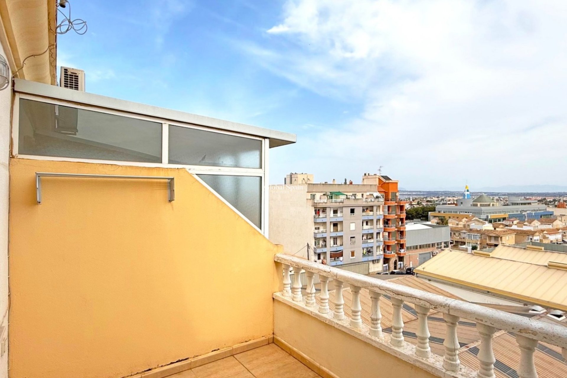 Wiederverkauf - WOHNUNG -
TORREVIEJA - Costa Blanca