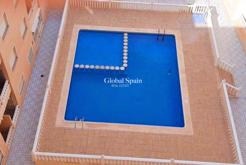 Wiederverkauf - WOHNUNG -
TORREVIEJA - Costa Blanca