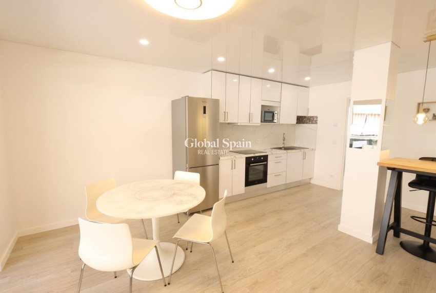 Wiederverkauf - WOHNUNG -
TORREVIEJA - Costa Blanca