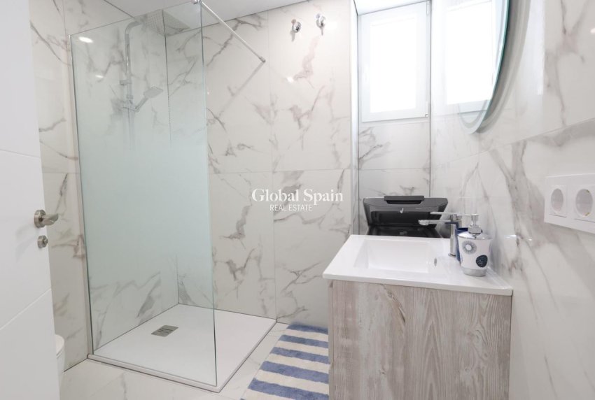 Wiederverkauf - WOHNUNG -
TORREVIEJA - Costa Blanca