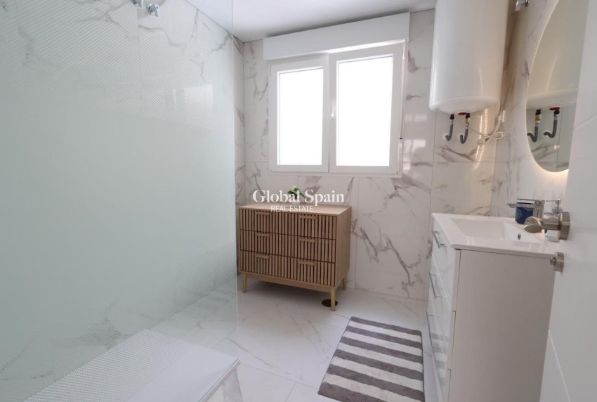 Wiederverkauf - WOHNUNG -
TORREVIEJA - Costa Blanca