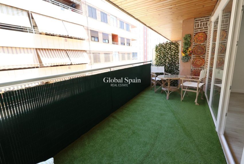 Wiederverkauf - WOHNUNG -
TORREVIEJA - Costa Blanca