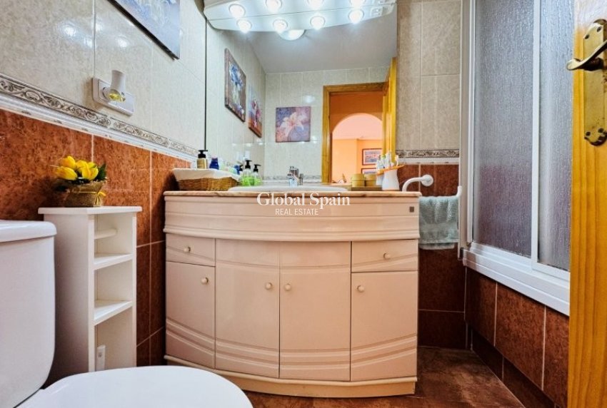 Wiederverkauf - WOHNUNG -
TORREVIEJA - Costa Blanca