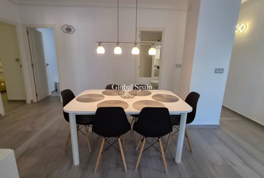 Wiederverkauf - WOHNUNG -
TORREVIEJA - Costa Blanca