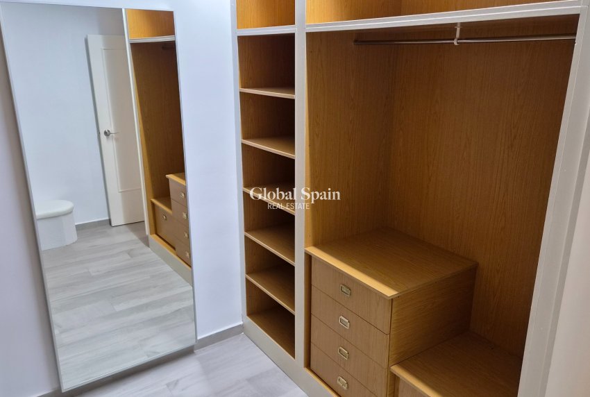 Wiederverkauf - WOHNUNG -
TORREVIEJA - Costa Blanca