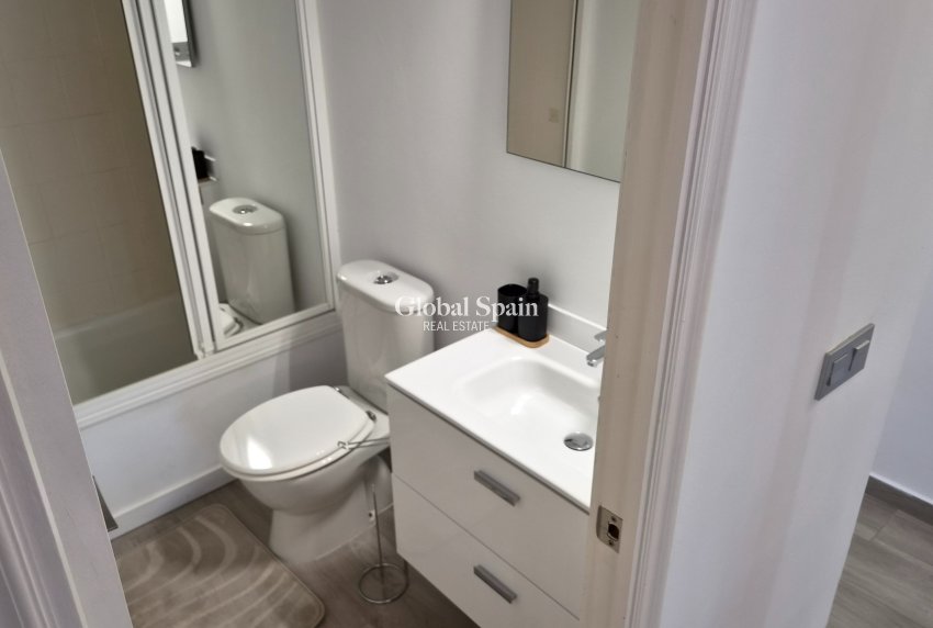 Wiederverkauf - WOHNUNG -
TORREVIEJA - Costa Blanca