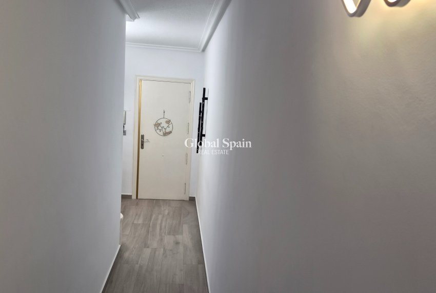 Wiederverkauf - WOHNUNG -
TORREVIEJA - Costa Blanca