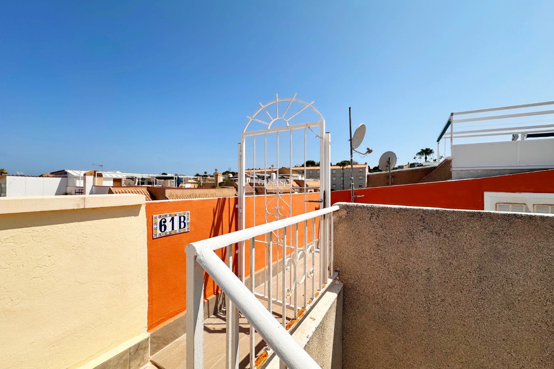 Wiederverkauf - WOHNUNG -
TORREVIEJA - Costa Blanca