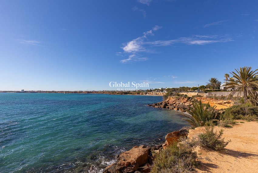 Wiederverkauf - WOHNUNG -
TORREVIEJA - Costa Blanca