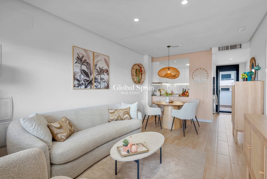 Wiederverkauf - WOHNUNG -
TORREVIEJA - Costa Blanca