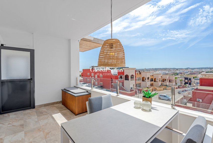 Wiederverkauf - WOHNUNG -
TORREVIEJA - Costa Blanca