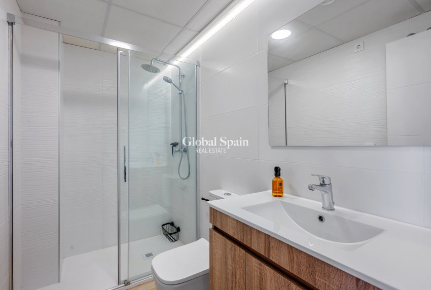 Wiederverkauf - WOHNUNG -
TORREVIEJA - Costa Blanca