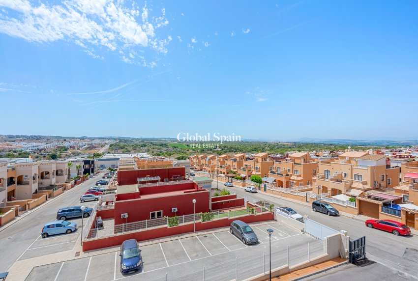 Wiederverkauf - WOHNUNG -
TORREVIEJA - Costa Blanca