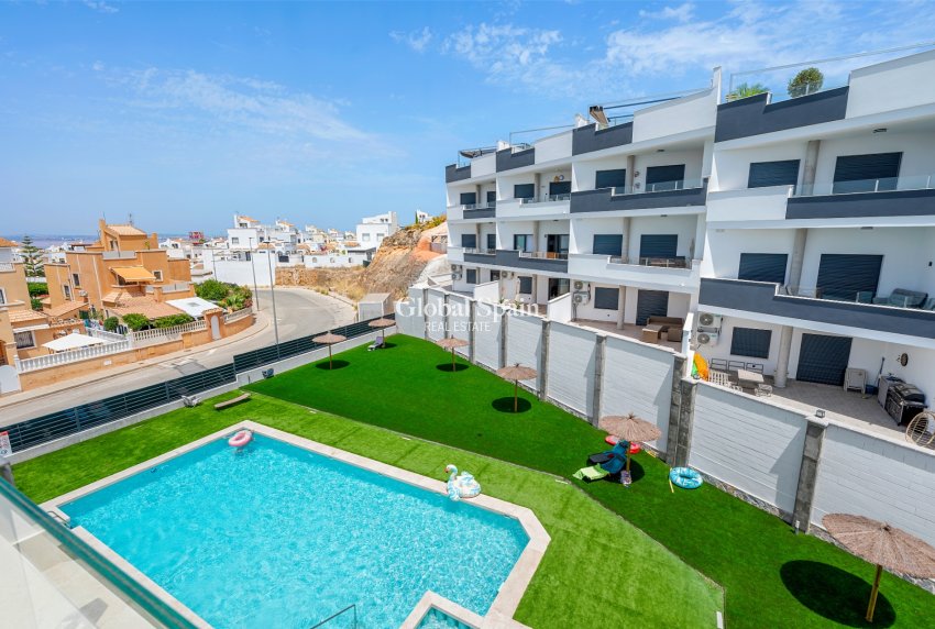 Wiederverkauf - WOHNUNG -
TORREVIEJA - Costa Blanca