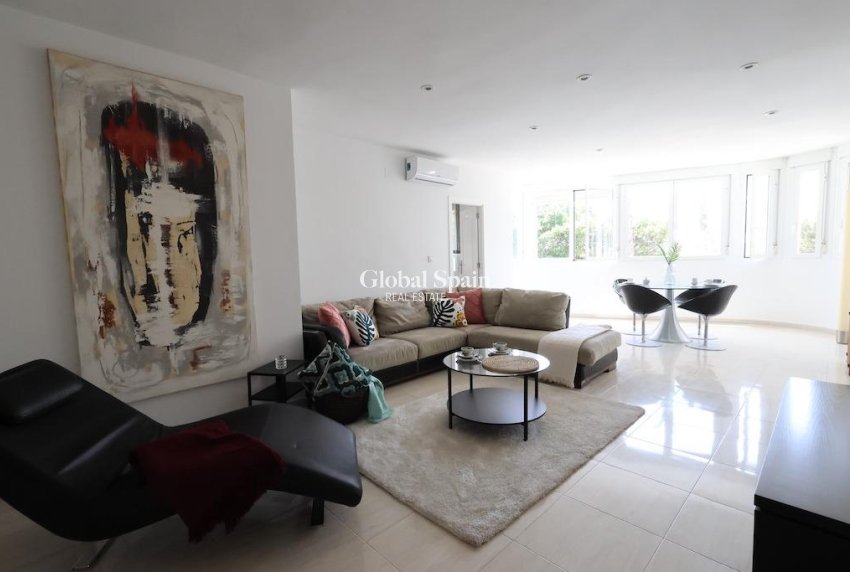 Wiederverkauf - WOHNUNG -
TORREVIEJA - Costa Blanca