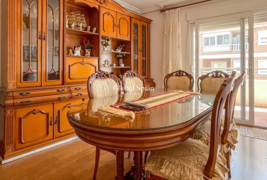 Wiederverkauf - WOHNUNG -
TORREVIEJA - Costa Blanca