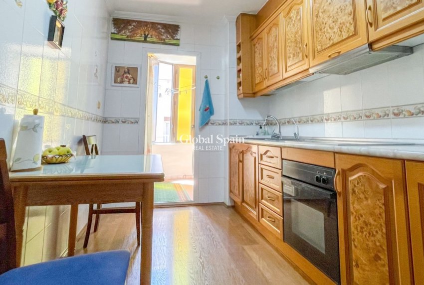 Wiederverkauf - WOHNUNG -
TORREVIEJA - Costa Blanca