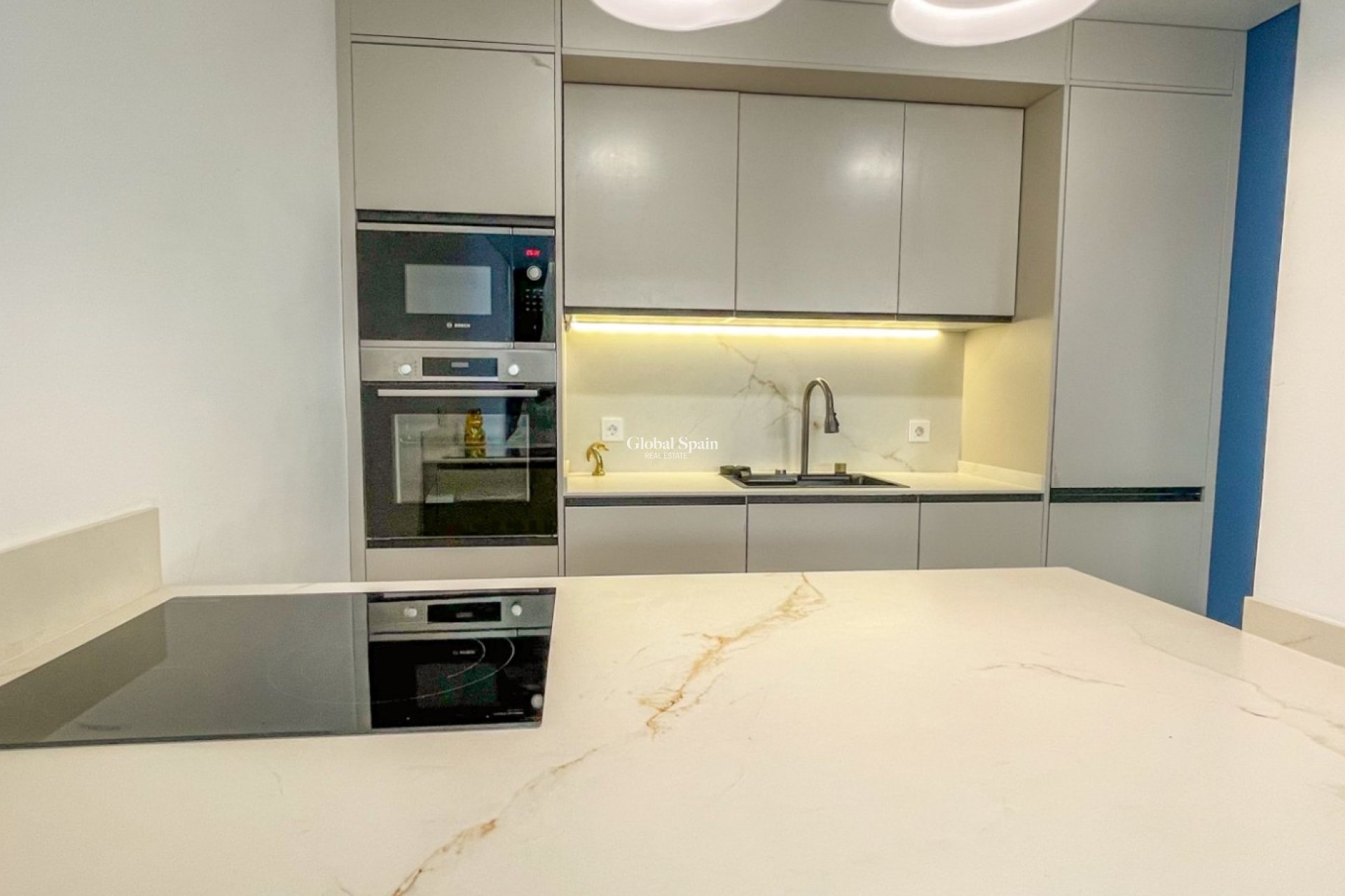 Wiederverkauf - WOHNUNG -
TORREVIEJA - Costa Blanca