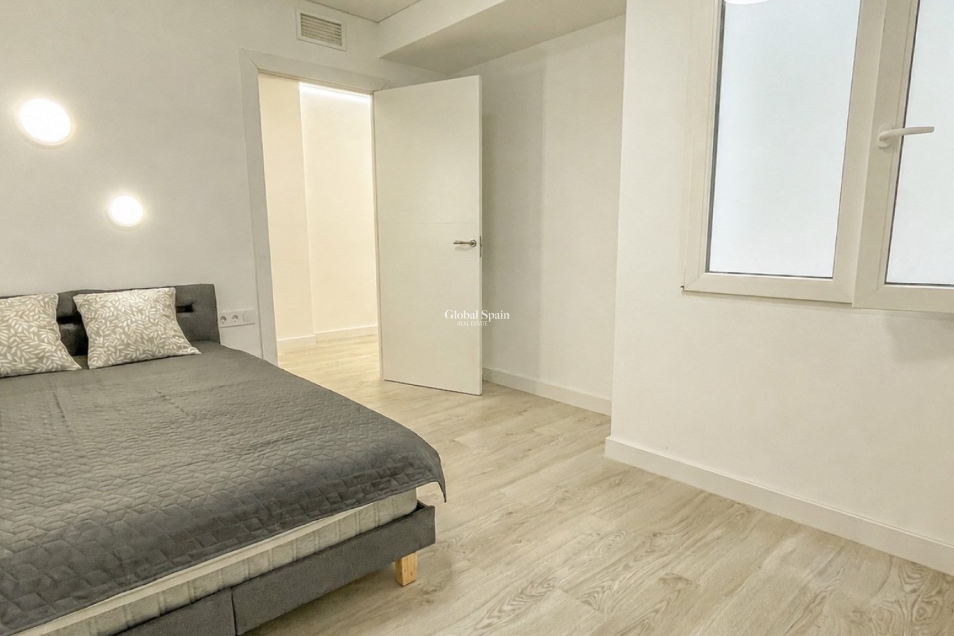 Wiederverkauf - WOHNUNG -
TORREVIEJA - Costa Blanca